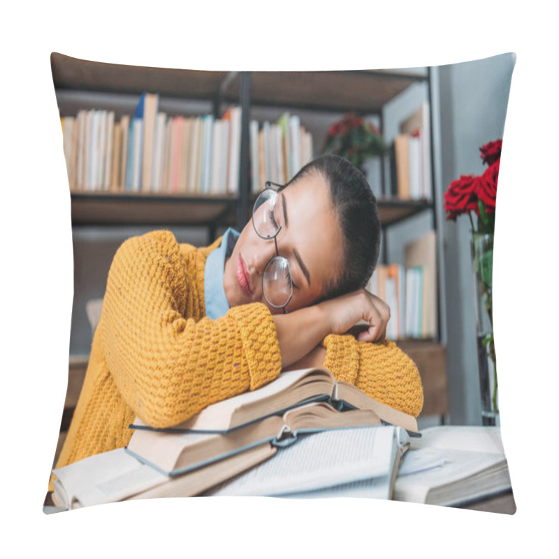 Personality  Student Pillow Covers