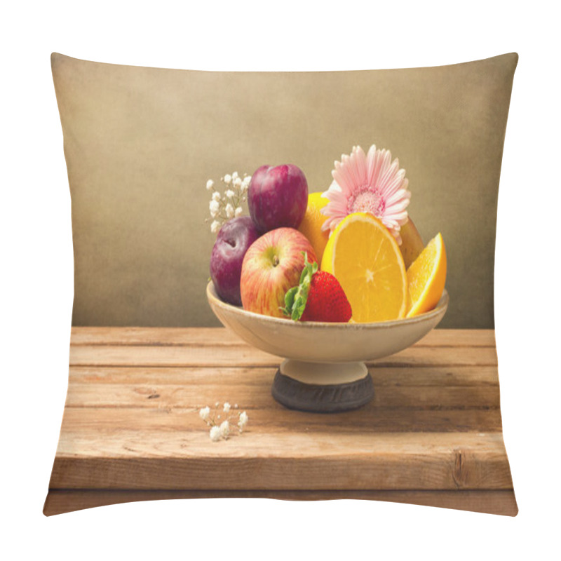 Personality  Vase With Fresh Fruits And Flowers Pillow Covers