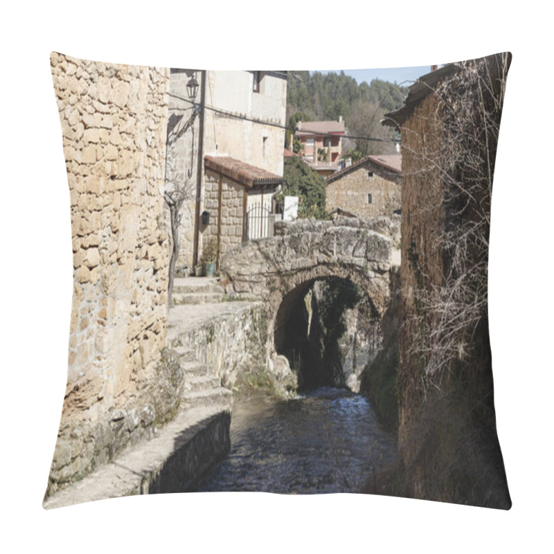 Personality  River In And Ancient Town Pillow Covers