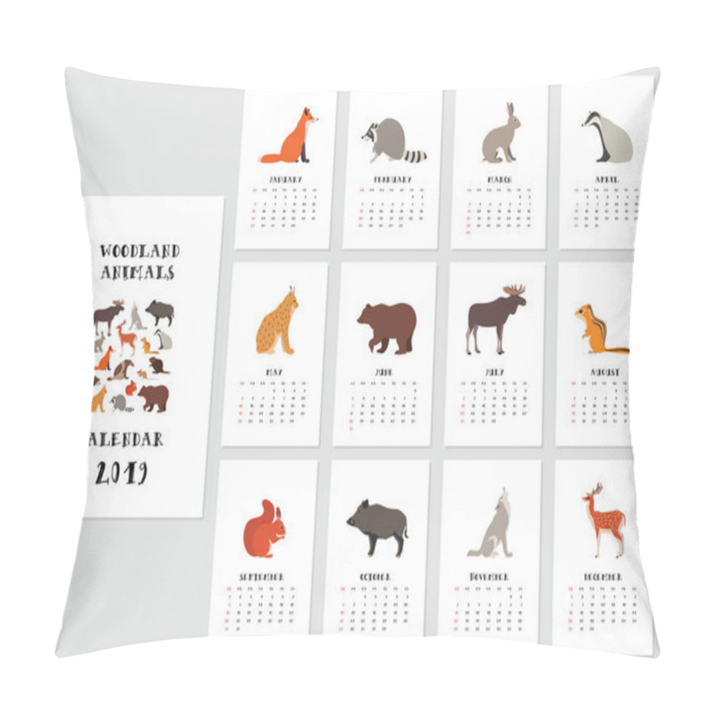 Personality  Vector Monthly Calendar With Woodland Animals Pillow Covers