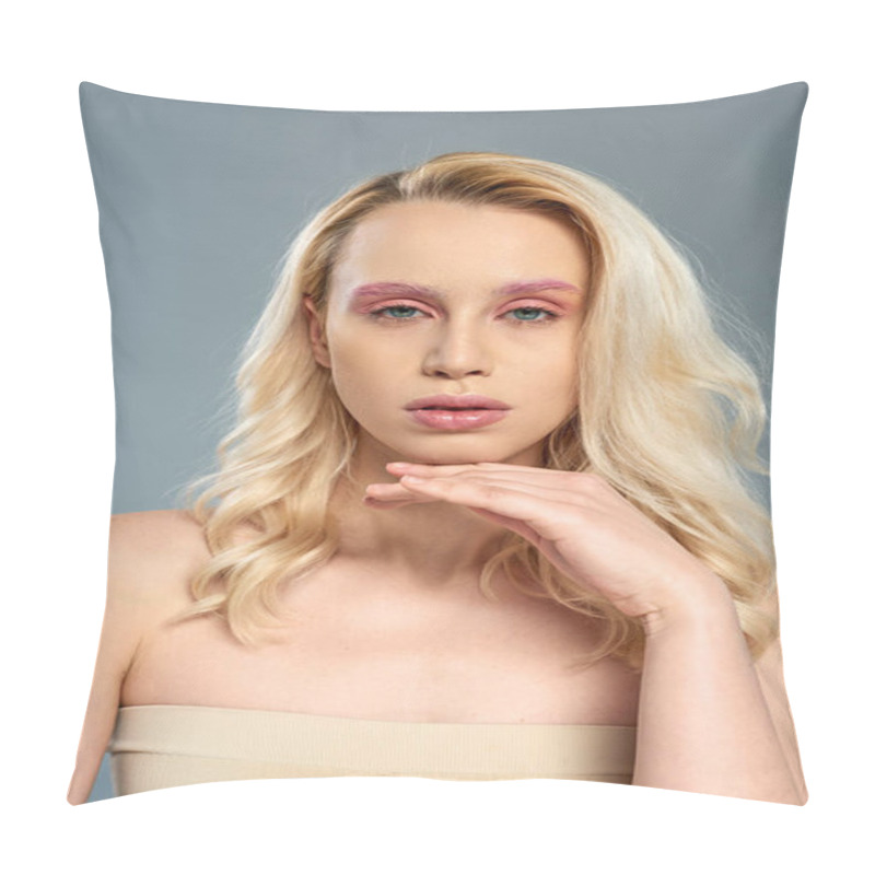 Personality  Young Woman With Blonde Hair And Bold Eye Makeup Looking At Camera On Grey Backdrop, Feminine Beauty Pillow Covers