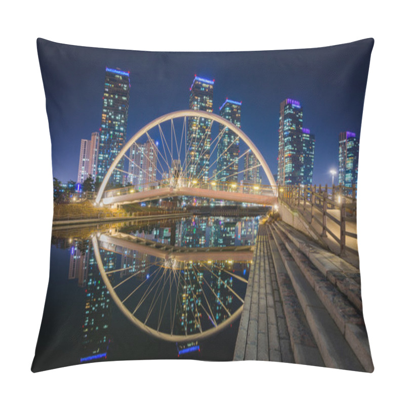 Personality  Centralpark At Night Incheon, South Korea. Pillow Covers