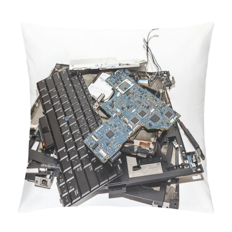 Personality  Laptop Disassembled Into Broken Pieces Pillow Covers