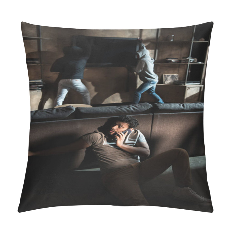 Personality  Burglars And Scared Man Pillow Covers