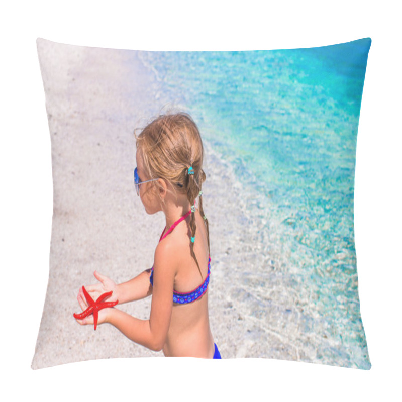 Personality  Adorable Little Girl With Starfish At Beach During Summer Vacation Pillow Covers