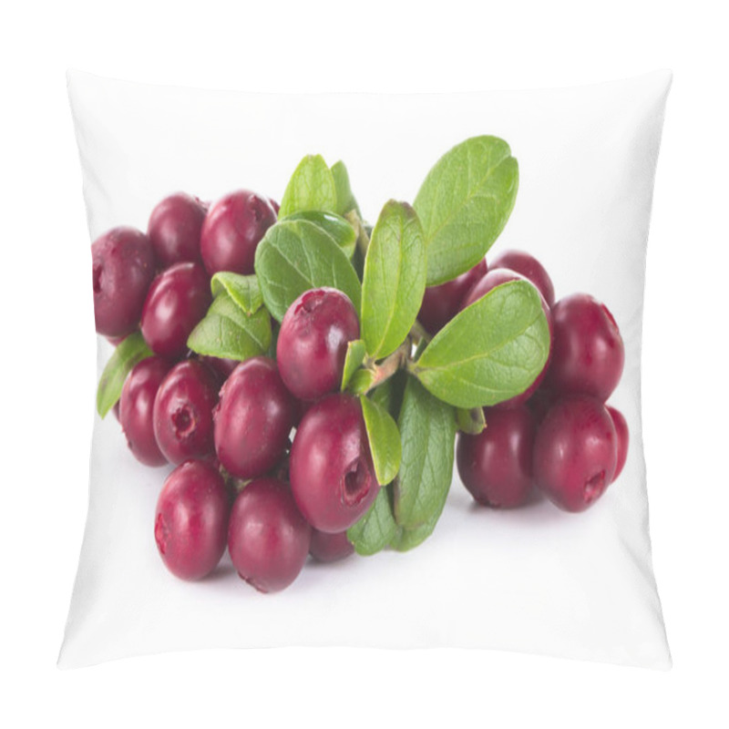 Personality  Ripe Cowberries Isolated On White Background, Close-up   Pillow Covers