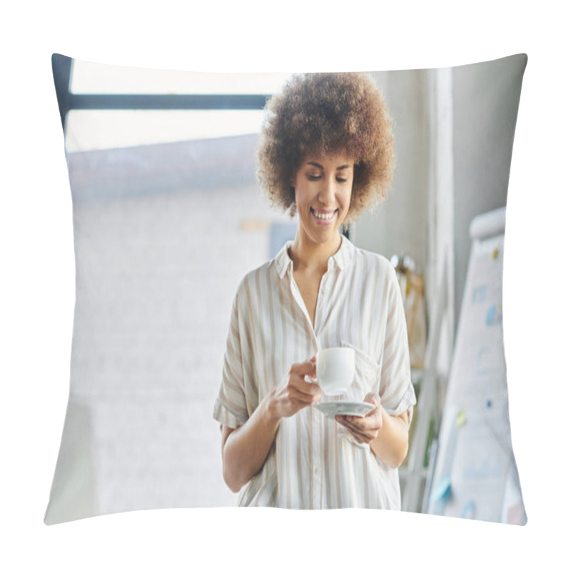 Personality  African American Woman, Elegant And Focused, Relaxes With A Steaming Cup Of Coffee In Hand. Pillow Covers