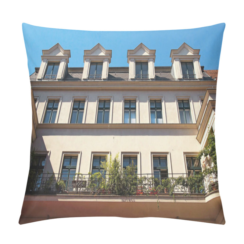 Personality  Old Building / Old Apartment Building Pillow Covers