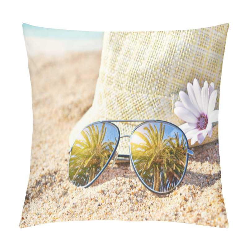 Personality  Palm Trees In Stylish Mirrored Sunglasses On Sand Against Straw Hat. Tropical Summer Vacation Concept. Pillow Covers