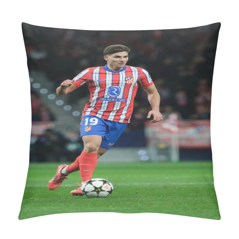 Personality  Julian Alvarez  Of Atletico De Madrid  During The UEFA Champions League Match Between Atletico De Madrid And Slovan Bratislava At Metropolitano Stadium In Madrid 11 Of December  Spain Pillow Covers