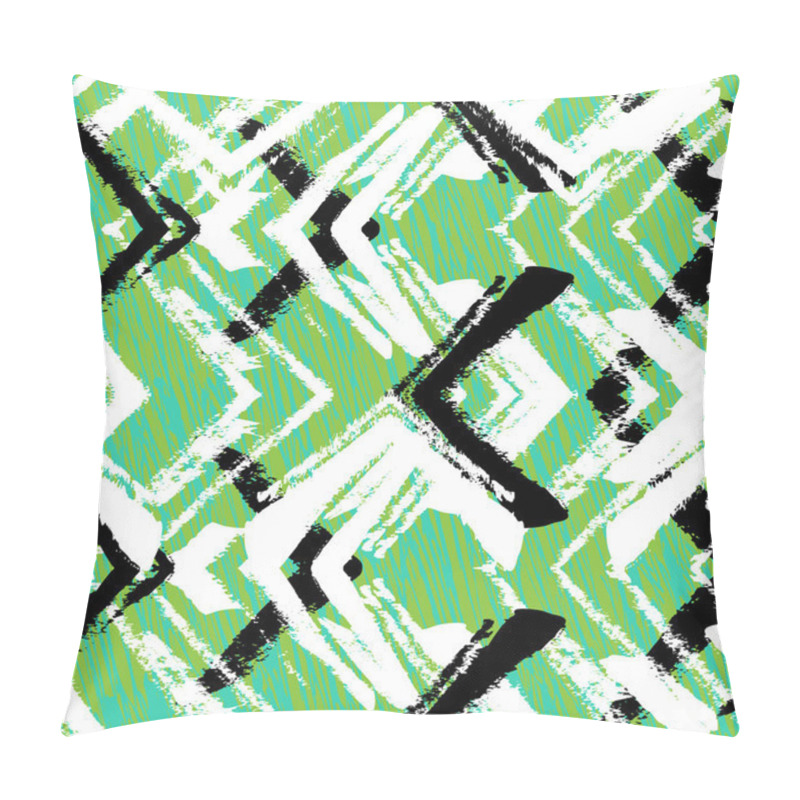 Personality  Hand Drawn Pattern With Brushed Zigzag Line. Pillow Covers