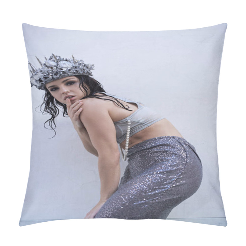 Personality  A Young Woman With Long, Wet Hair Wears A Silver Crown And A Shimmering, Sequined Tail. Pillow Covers