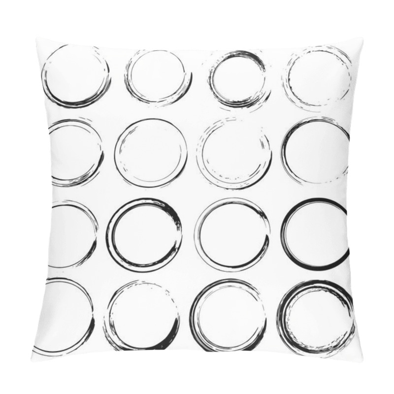 Personality  Set Of Grunge Circles, Grunge Round Shapes, Vector Illustration. Pillow Covers