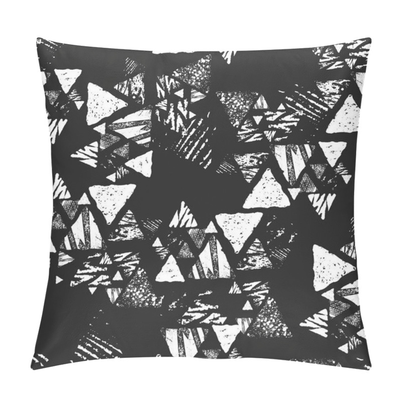 Personality  Triangle Seamless Pattern Pillow Covers