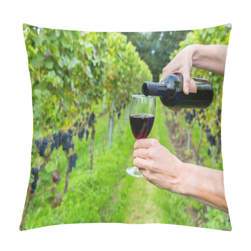 Personality  Hands Pouring Red Wine In Glass At Vineyard Pillow Covers