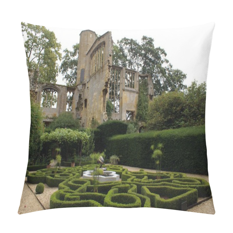 Personality  Sudeley Castle Garden In Winchcombe, Cheltenham, Gloucestershire, England, Europe Pillow Covers