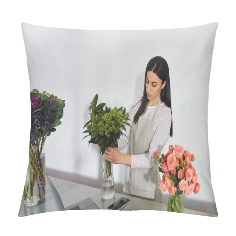 Personality  Brunette Florist Skillfully Prepares Fresh Flower Arrangements In Her Shop, Showcasing Her Talent. Pillow Covers