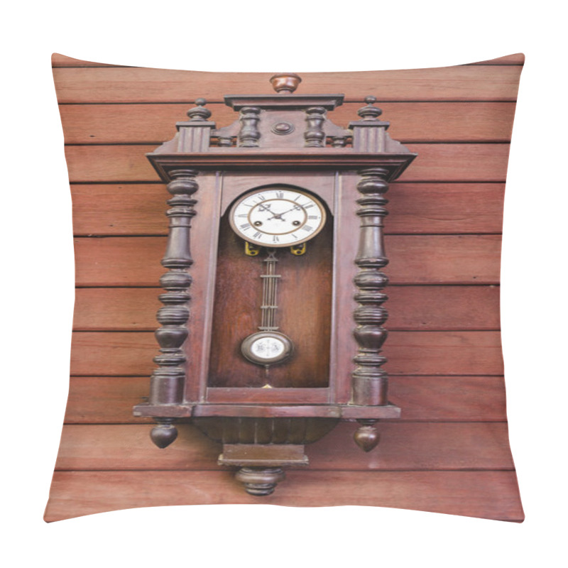 Personality  Old Clock Pillow Covers