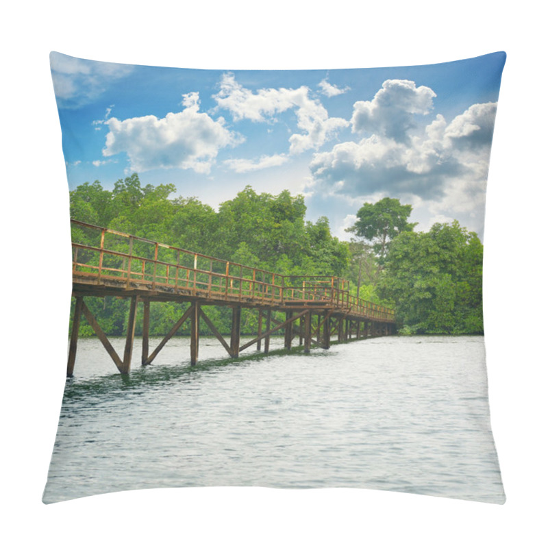 Personality  Wooden Bridge Over The Lake Pillow Covers