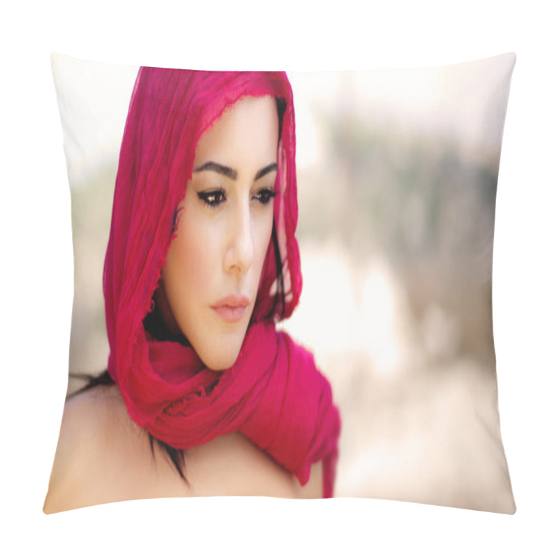 Personality  Beautiful Arabic Woman Pillow Covers