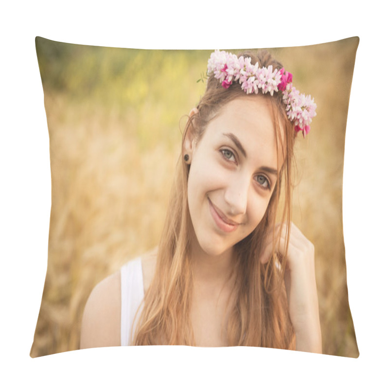 Personality  Beautiful Girl On The Field In Sun Light. Pillow Covers