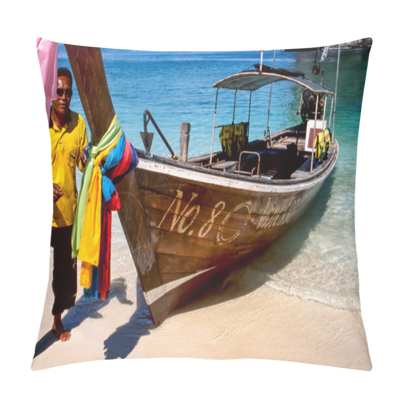 Personality  Longtail Boat On Tropical Beach Pillow Covers