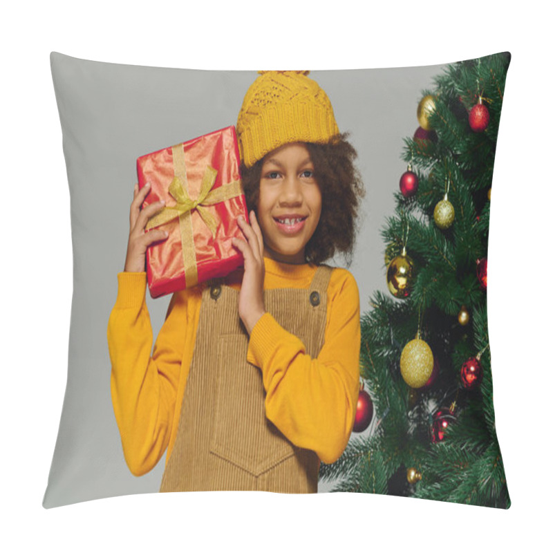 Personality  A Girl Beams With Joy, Holding A Gift By A Decorated Christmas Tree. Pillow Covers