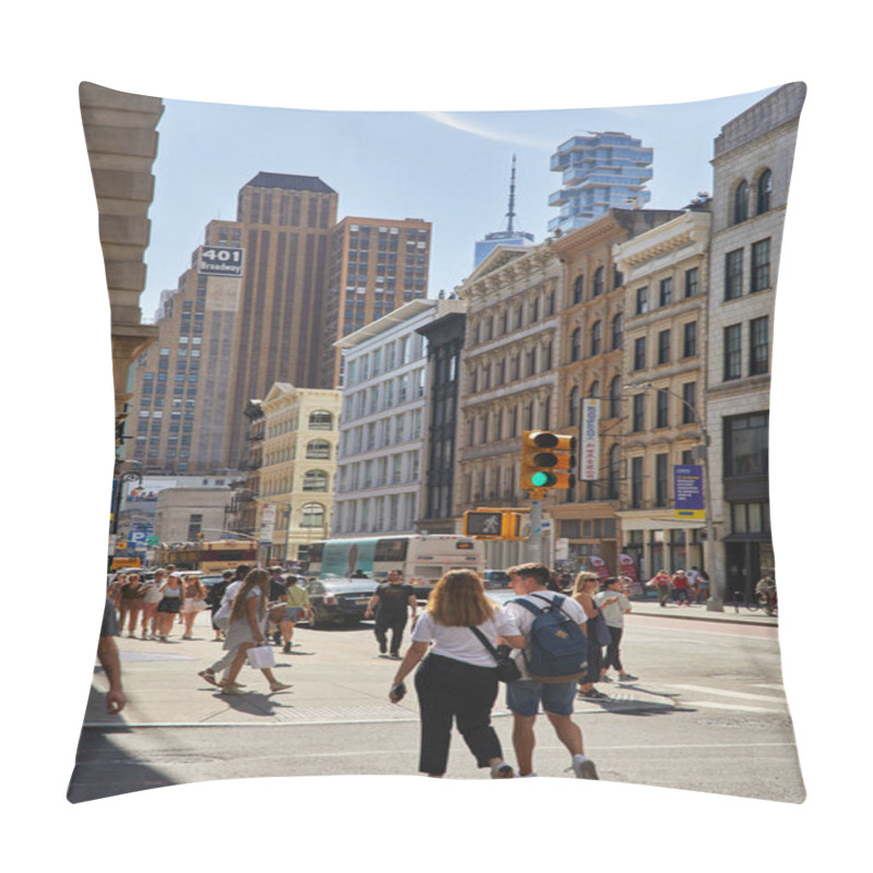 Personality  NEW YORK, USA - NOVEMBER 26, 2022: People Crossing Road With Heavy Traffic In Rush Hour, Broadway Pillow Covers