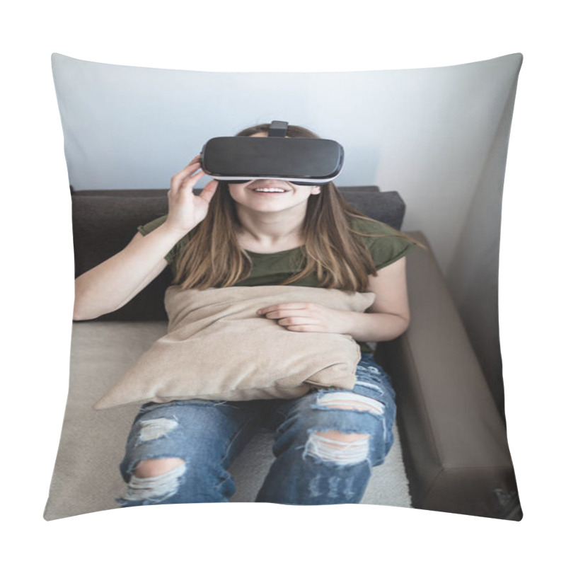 Personality  Young Woman In Virtual Reality Glasses Pillow Covers