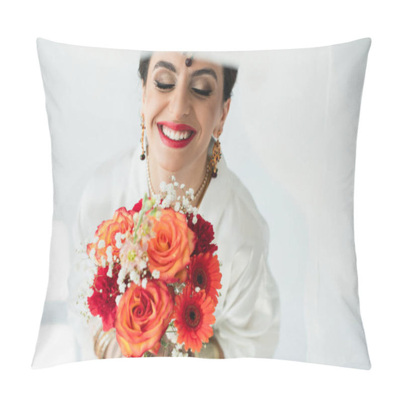 Personality  Young Happy Indian Bride With Mehndi Holding Bouquet Of Flowers On White Pillow Covers