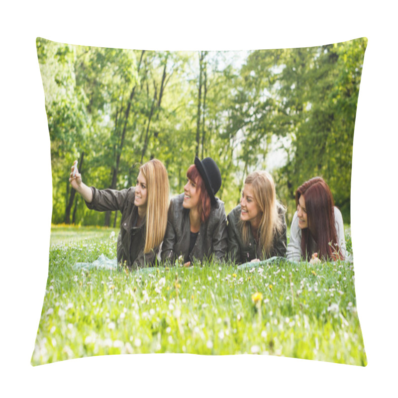 Personality  Four Cheerful Friends Lying Down In The Park Pillow Covers