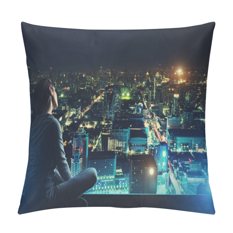 Personality  Woman  Looking At  City Pillow Covers