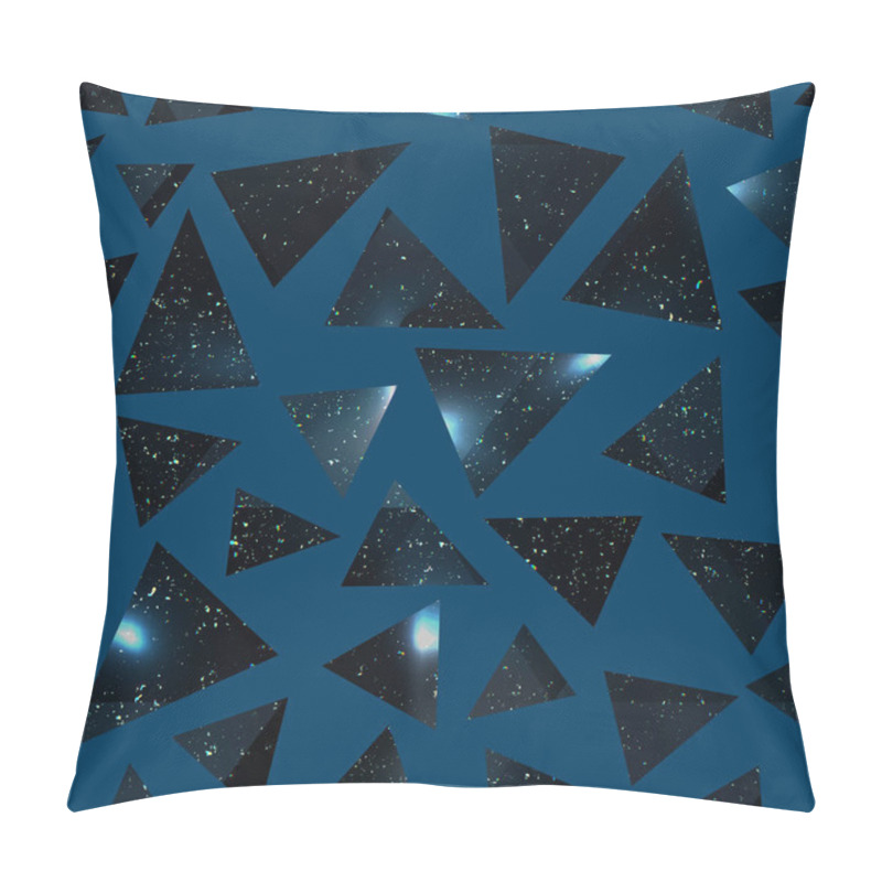 Personality  Abstract Triangle Pattern With Grunge Effect Pillow Covers