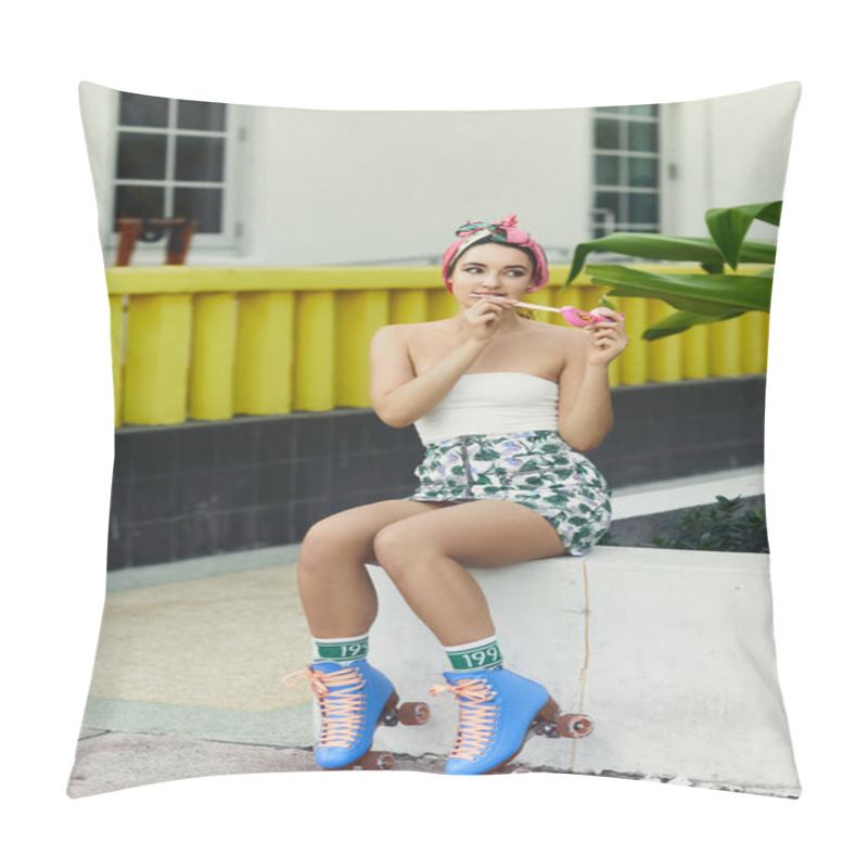 Personality  A Young Woman In Sunglasses And Stylish Attire Sits On A Curb In Miami, While Wearing Roller Skates. Pillow Covers