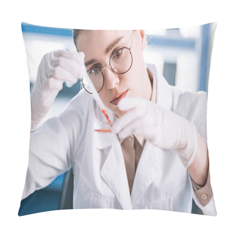 Personality  Selective Focus Of Attractive Immunologist Holding Pipette With Red Liquid In Laboratory  Pillow Covers