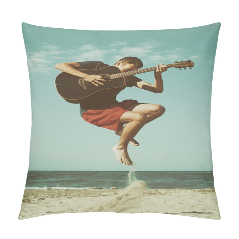 Personality  Boy Playing Guitar On The Beach Pillow Covers