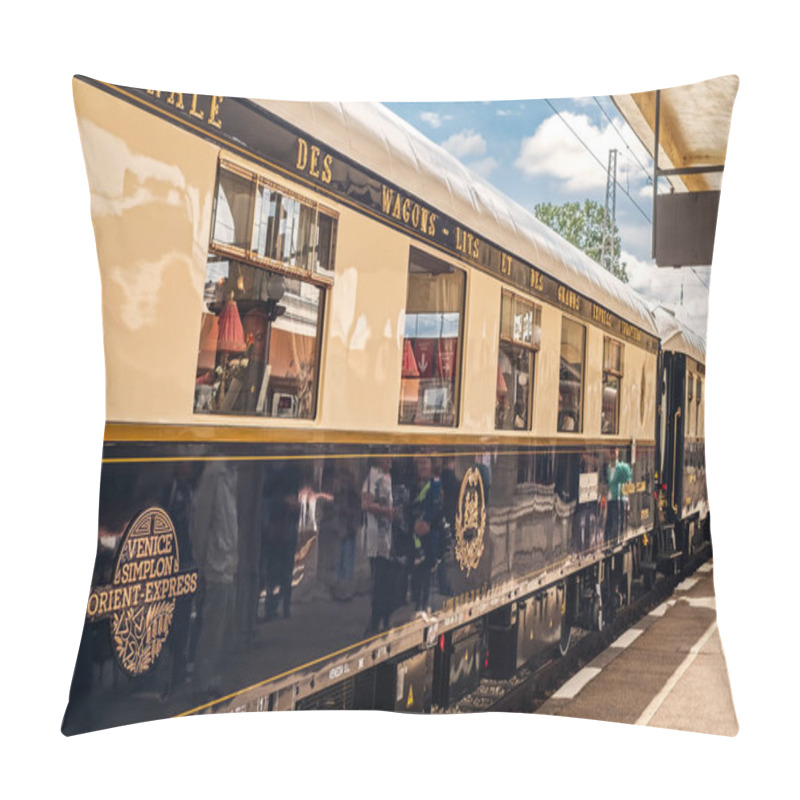 Personality  The Legendary Venice Simplon Orient Express Pillow Covers