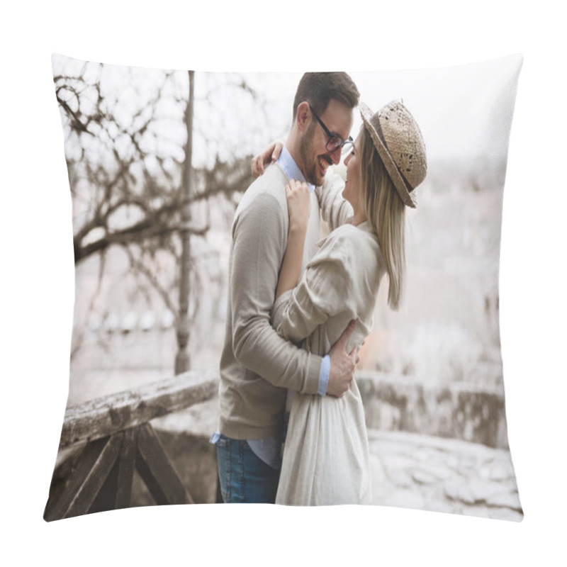 Personality  Happy Young Couple Hugging And Laughing Outdoors Pillow Covers