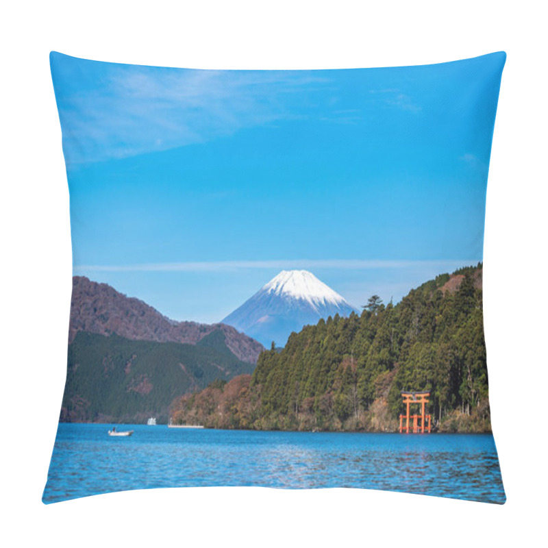 Personality  Mountain Fuji And Lake Ashi With Hakone Temple And Sightseeing Boat In Autumn Pillow Covers