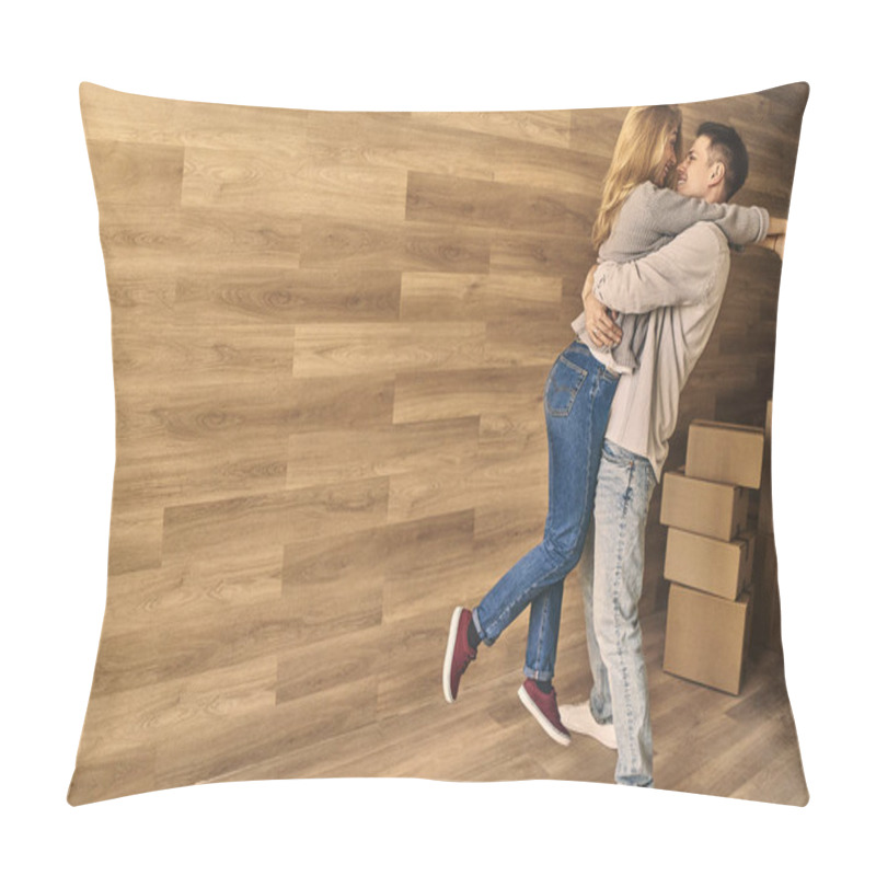 Personality  Young Couple Enjoying And Having Fun In New Apartment. Pillow Covers