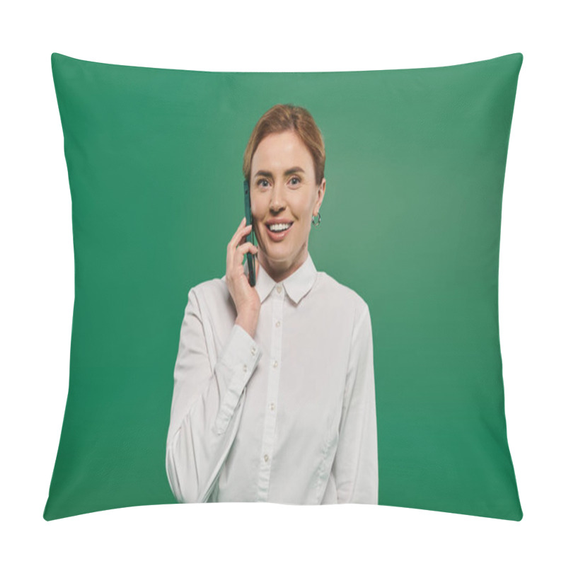 Personality  A Confident Woman In A White Shirt Speaks Cheerfully On The Phone, Set Against A Lively Green Background. Pillow Covers