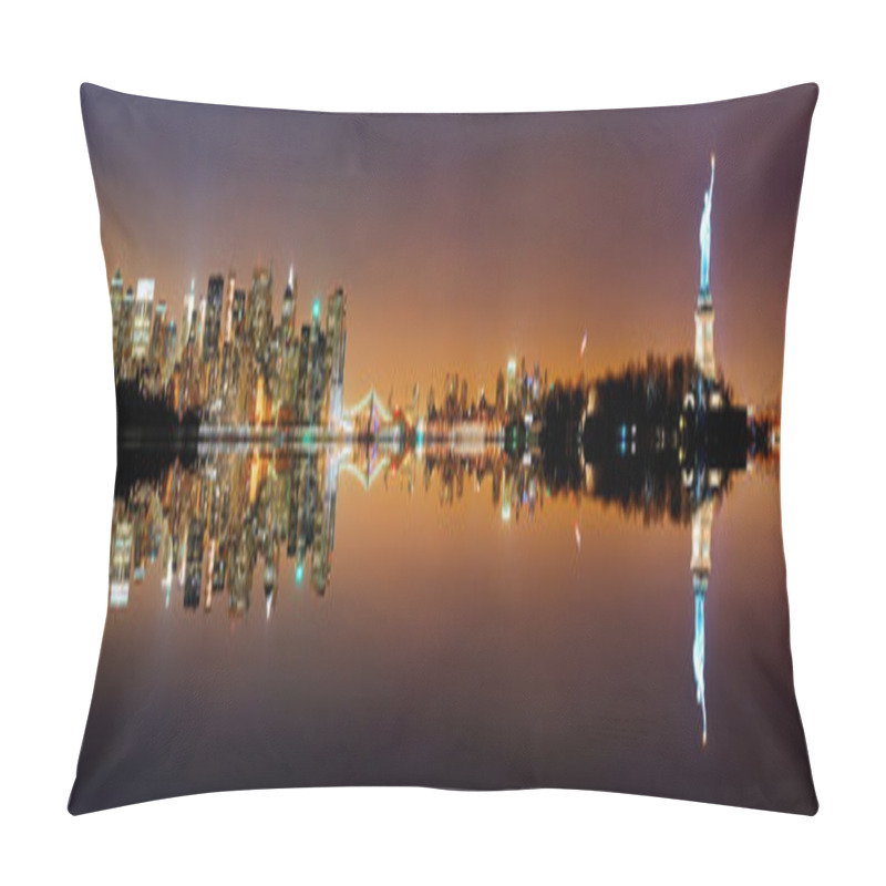 Personality  Manhattan, New York City Panorama Pillow Covers