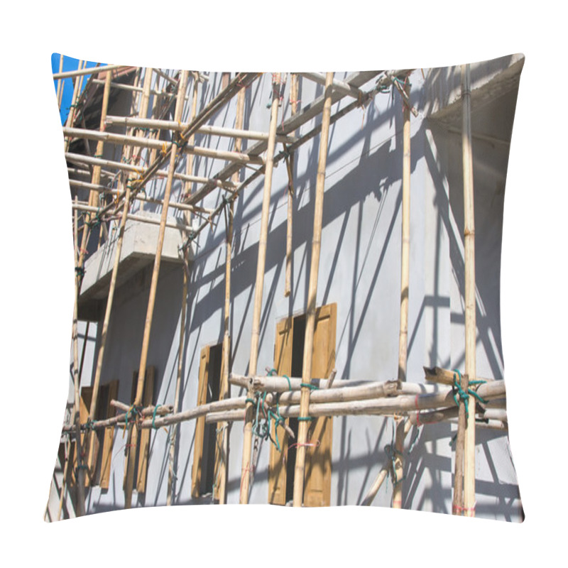 Personality  Wooden Scaffolding Around New Building Pillow Covers