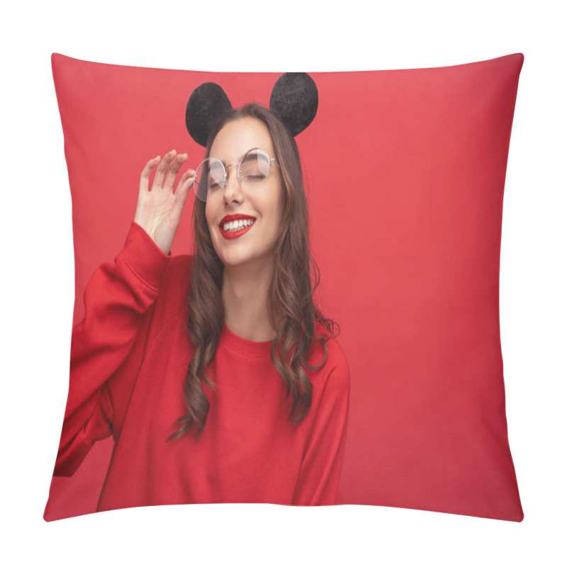 Personality  Dreaming Girl In Mouse Ears And Glasses  Pillow Covers