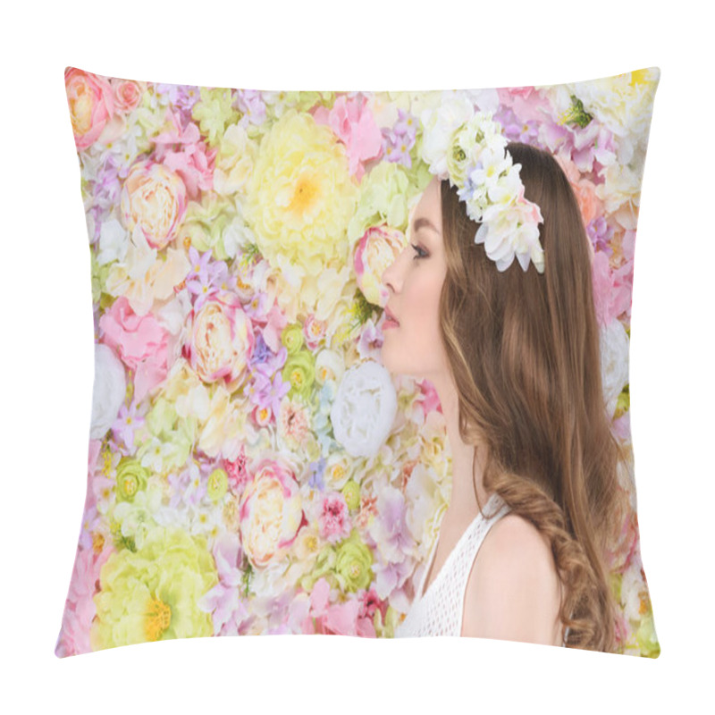 Personality  Side View Of Attractive Young Woman In Floral Wreath Pillow Covers