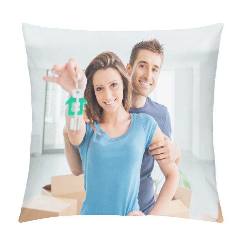 Personality  Couple Buying Their New House Pillow Covers