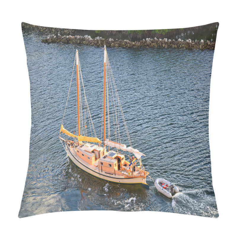 Personality  Sailing Yacht In Open Sea With Wooden Deck And Billowing Sails Against A Clear Blue Sky Pillow Covers