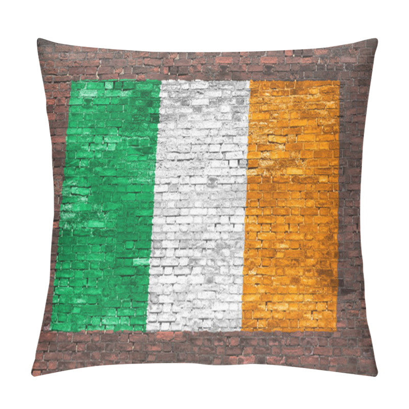 Personality  Flag Of Ireland Painted Over Brick Wall Pillow Covers