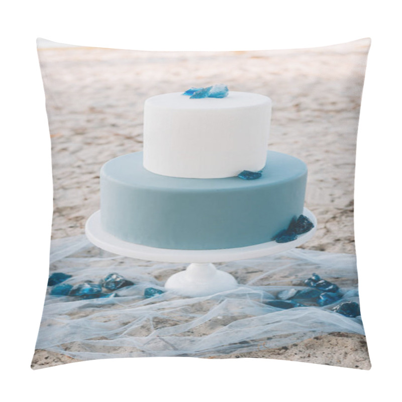 Personality  Blue Two-tiered Wedding Cake With A Romantic Quote On A Beach Pillow Covers