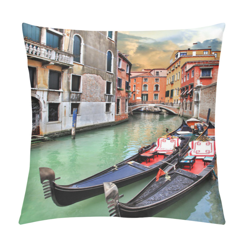 Personality  Beautiful Romantic Venetian Scenery Pillow Covers